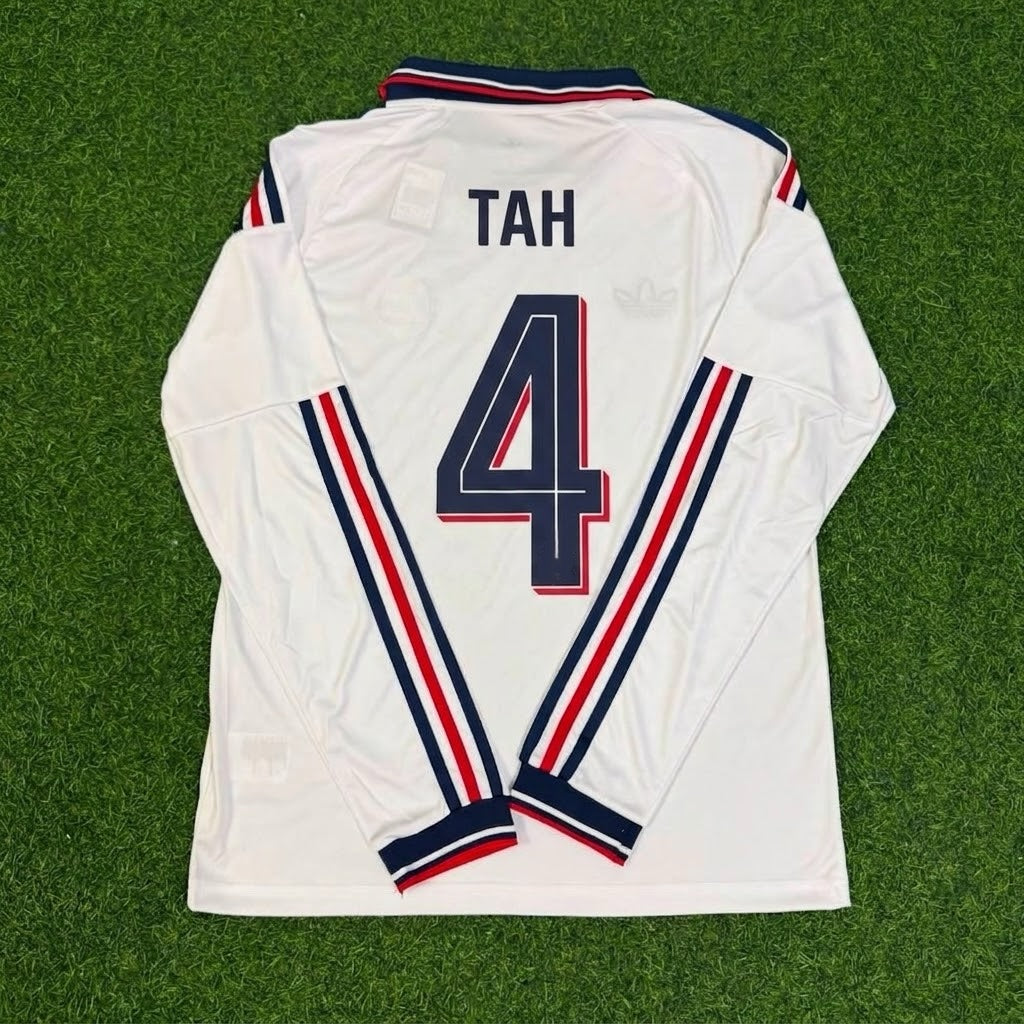 Bayern Munich 2027 Jonathan Tah #4 Away Long Sleeve Football Jersey