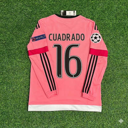 Juan Cuadrado Juventus Pink Retro 2015-2016 Pink Football Jersey