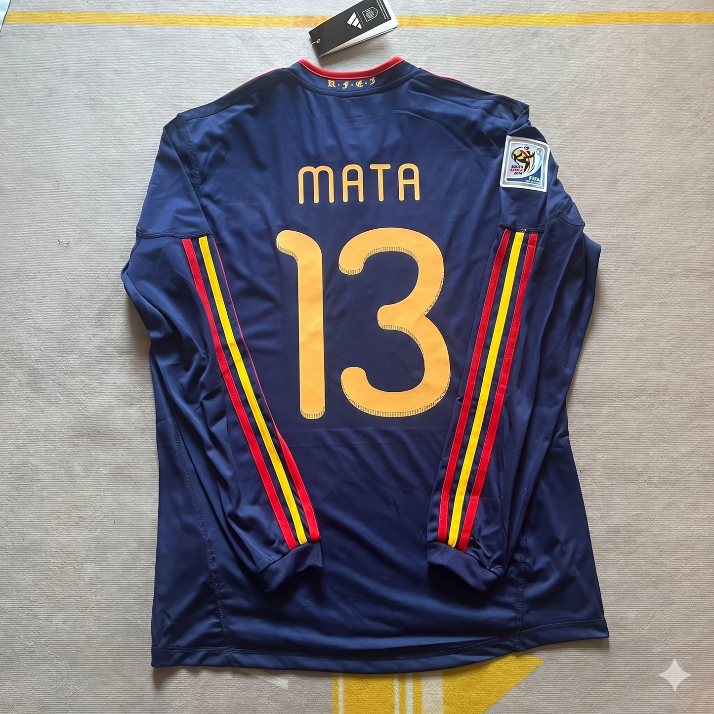 Spain World Cup 2010 Juan Manuel Mata - Final Retro Football Jersey
