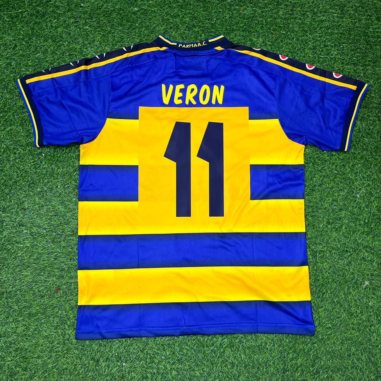Juan Sebastián Verón Parma Calcio 1998-1999 Retro Football Jersey Kit