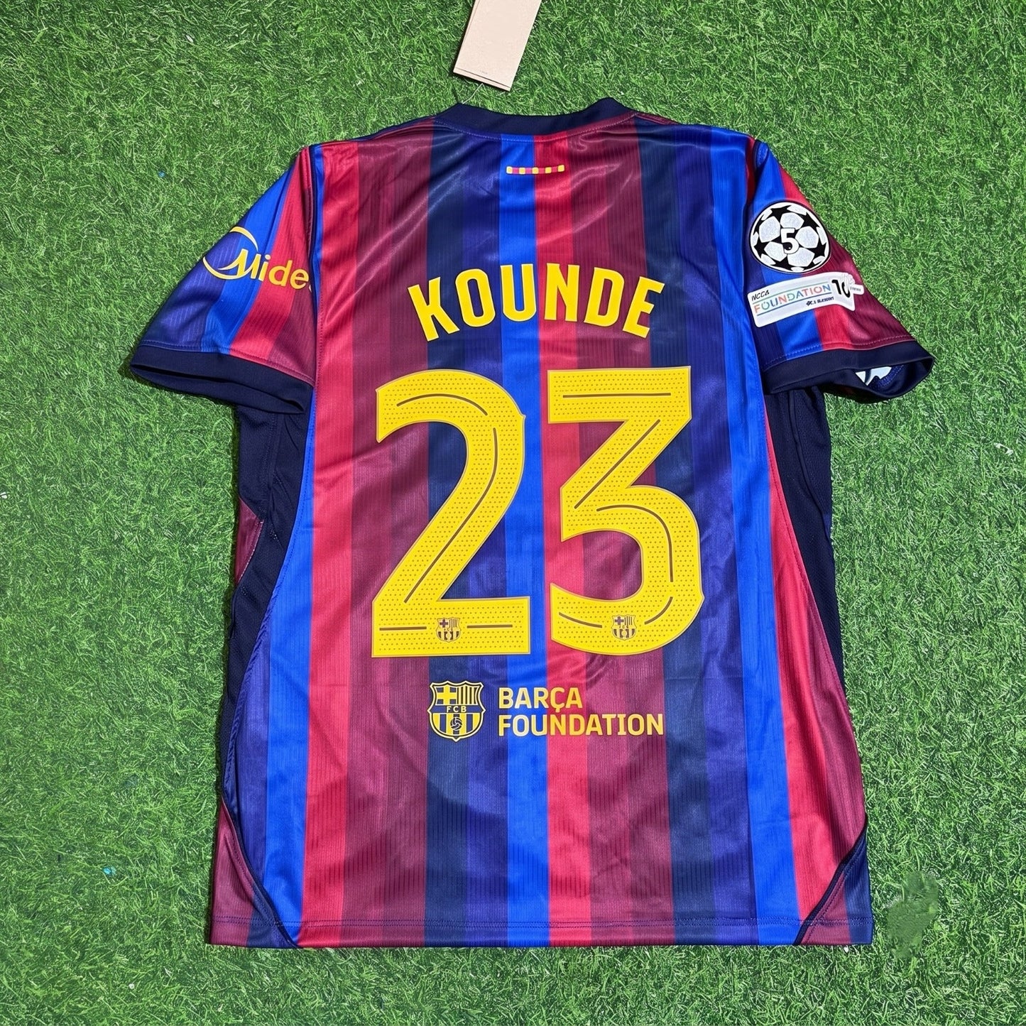 Jules Kounde #23 Barcelona 2027 Champions League Patch Home Football Jersey