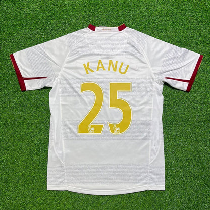 Kanu Arsenal 2004-2005 Away Retro White Football Jersey Kit