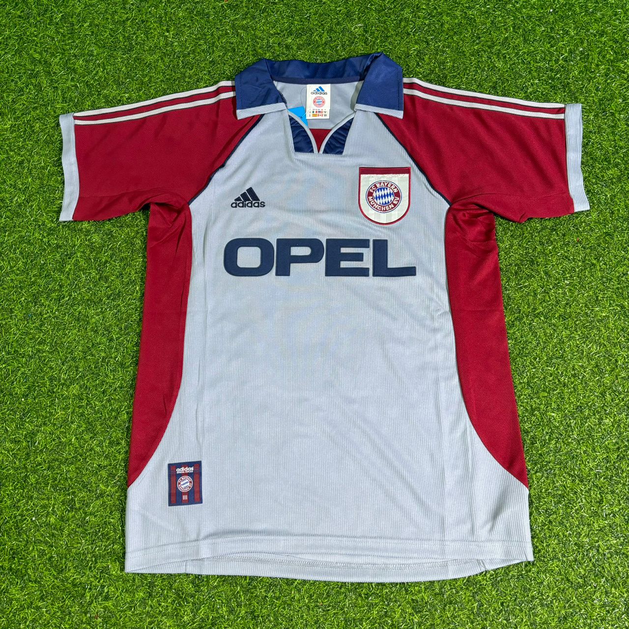 Karl-Heinz Rummenigge #11 FC Bayern München Auswärts Retro Fußballtrikot Grau Jersey