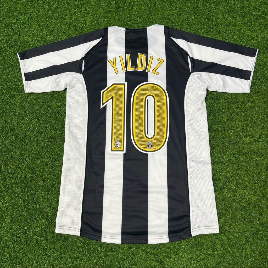 Kenan Yıldız #10 Juventus Black White Home Retro Football Jersey