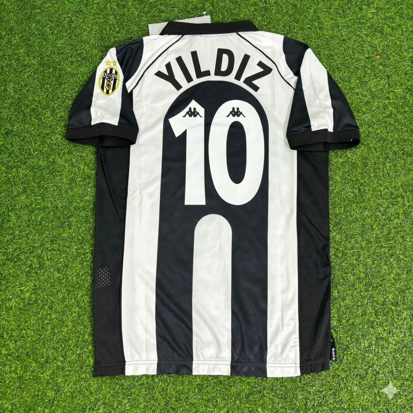Kenan Yildiz 10 - Juventus Home Retro Football Jersey Kit