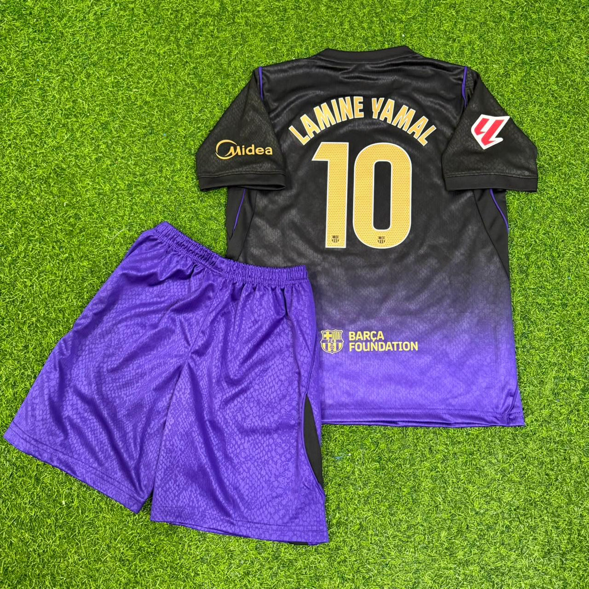Barcelona Lamine Yamal #10 Away Kids Football Jersey
