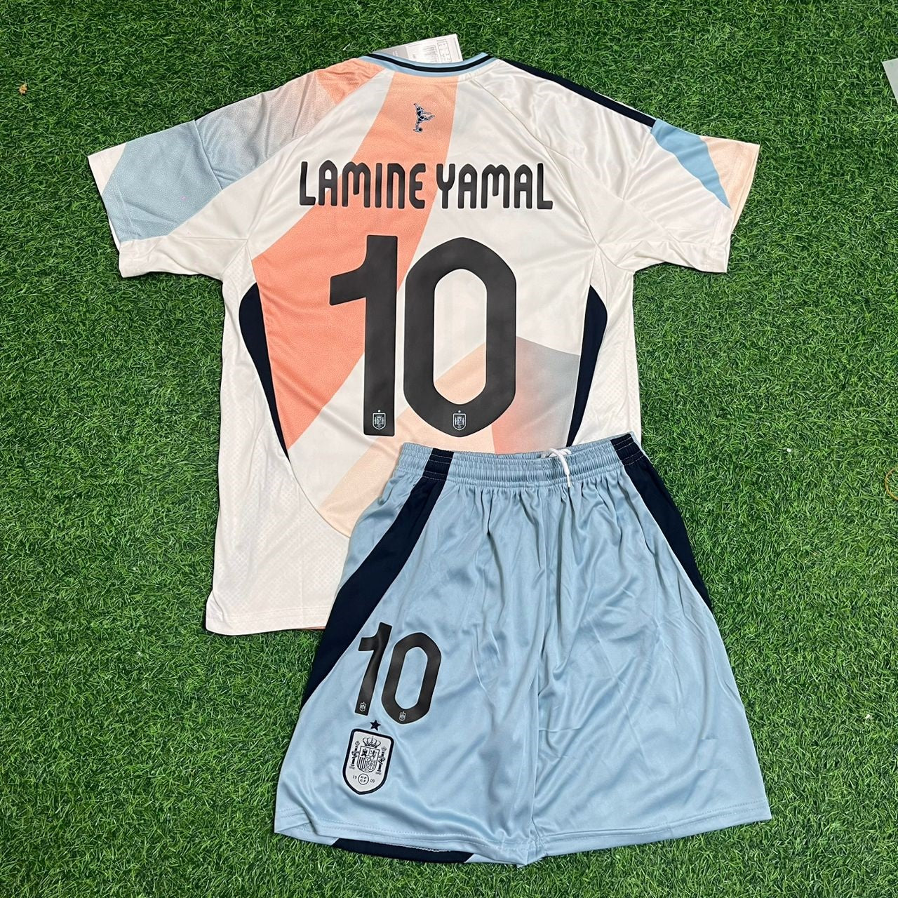 Lamine Yamal Spain 2025 Football Jersey Kit