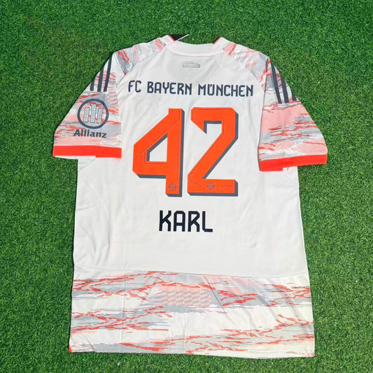 Lennart Karl Bayern München Away