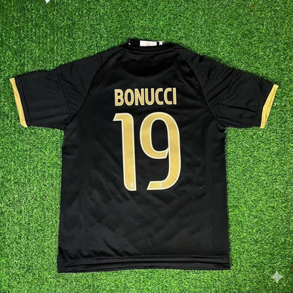 Leonardo Bonucci 19- Juventus Retro Black Football Jersey Kit