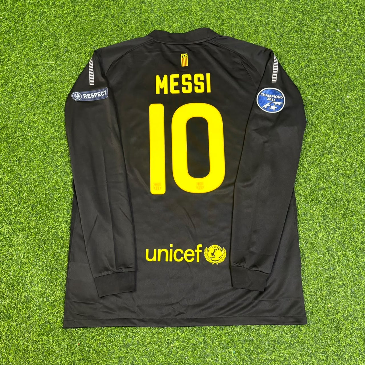 Lionel Messi Barcelona 2011/2012 Season Away Black Long Sleeve  Retro Football Jersey Kit