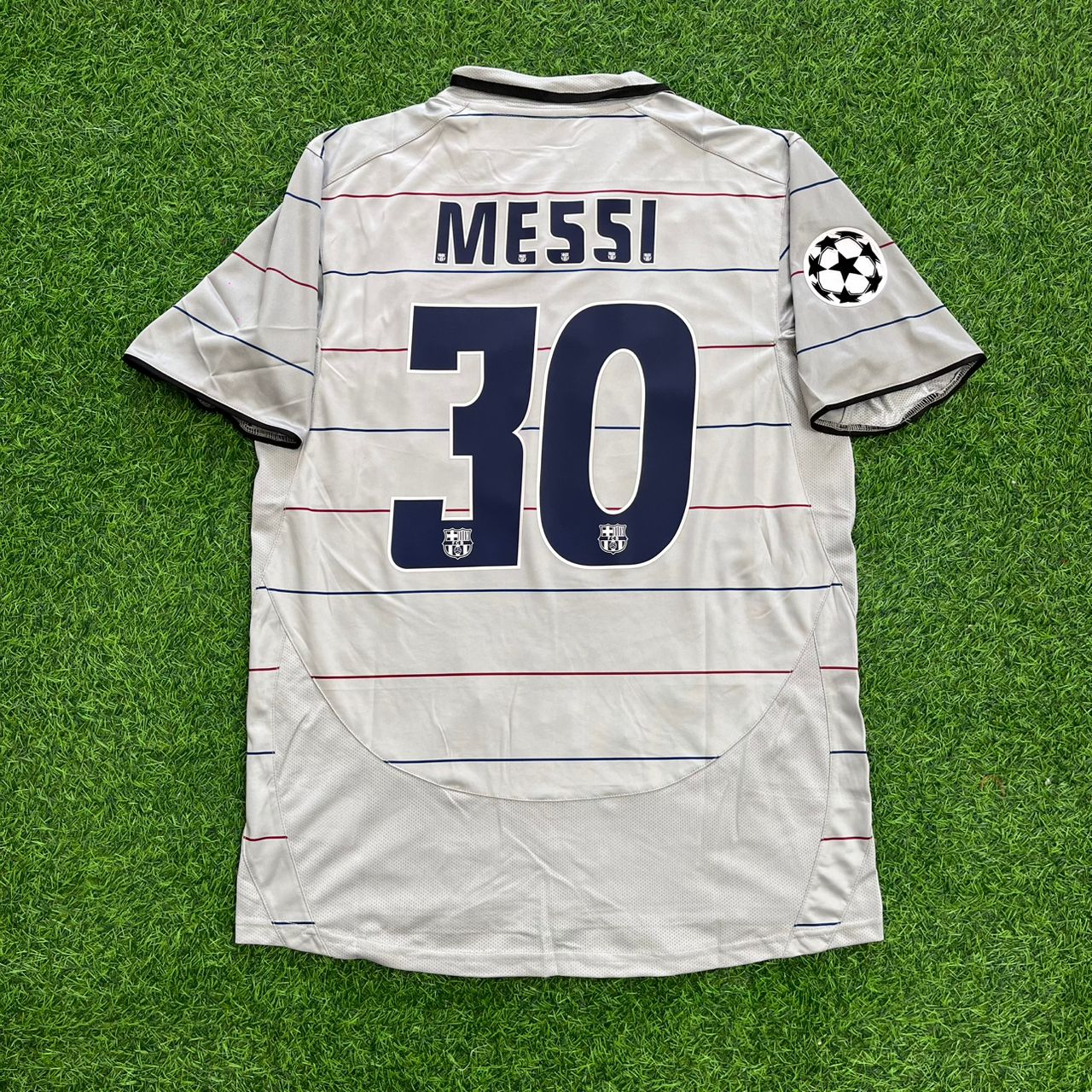 Lionel Messi 30 - Barcelona 2004/2005 Debut Season Retro Football Jersey