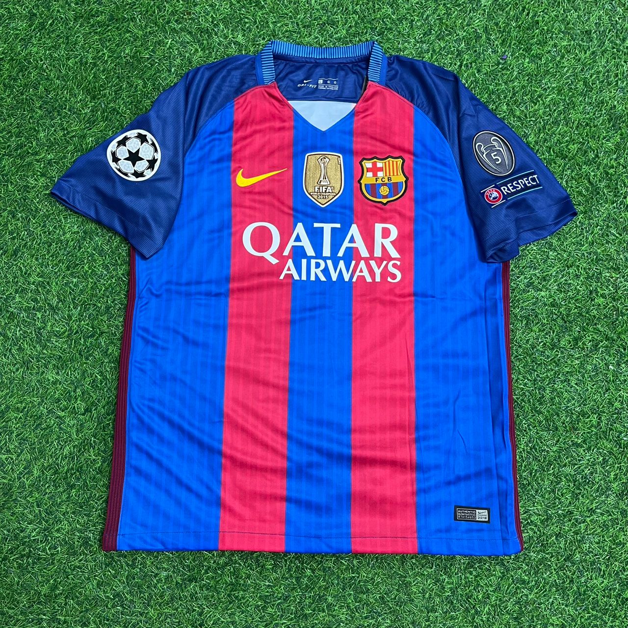 Barcelona Lionel Messi 2016–2017 Home Retro Football Jersey Kit