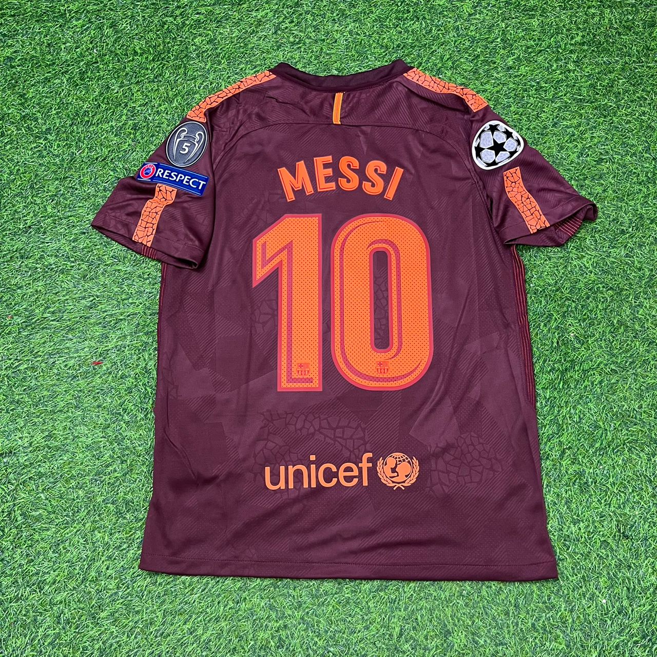 Barcelona Lionel Messi 2017-2018 Third Retro Football Jersey