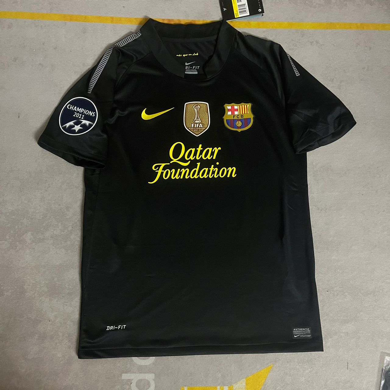 Alexis Sanchez Black Barcelona 2011/12 Retro Kit Shirt Football Jersey
