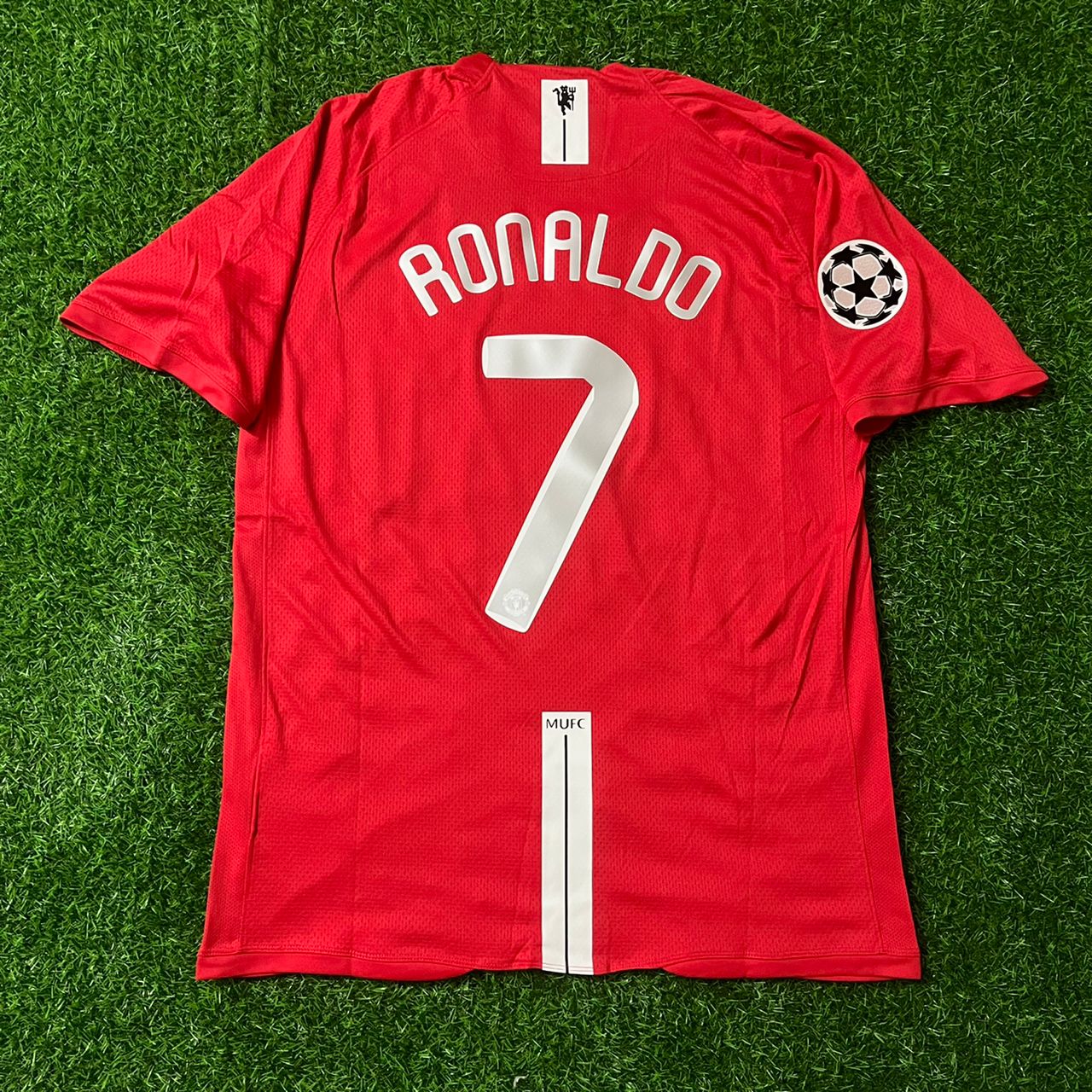 Cristiano Ronaldo CR7 Manchester United Champions League Final Moscow 2008 Retro Red Football