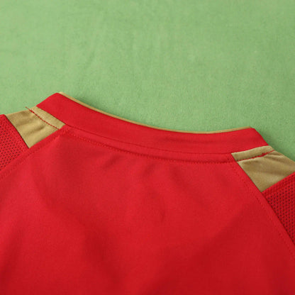 Liverpool 2005 Retro Football Jersey Kit