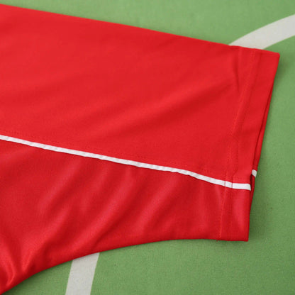 Liverpool 2001 Retro Football Jersey Kit