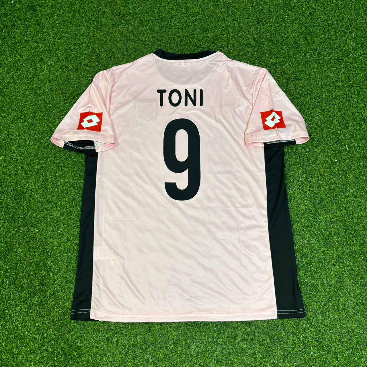 Luca Toni Palermo FC 2003-2004 Pink Retro Football Jersey Kit