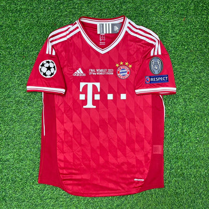 Luiz Gustavo Bayern Munich 2013 Champions League Final Football Jersey Kit