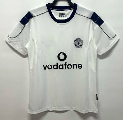 Manchester United Retro 1999 - 2000 Retro Football Jersey Kit