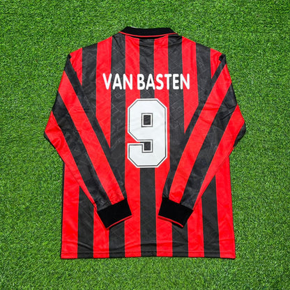 Marco van Basten #9 AC Milan 1993 1994 Home Long Sleeve Retro Football Jersey