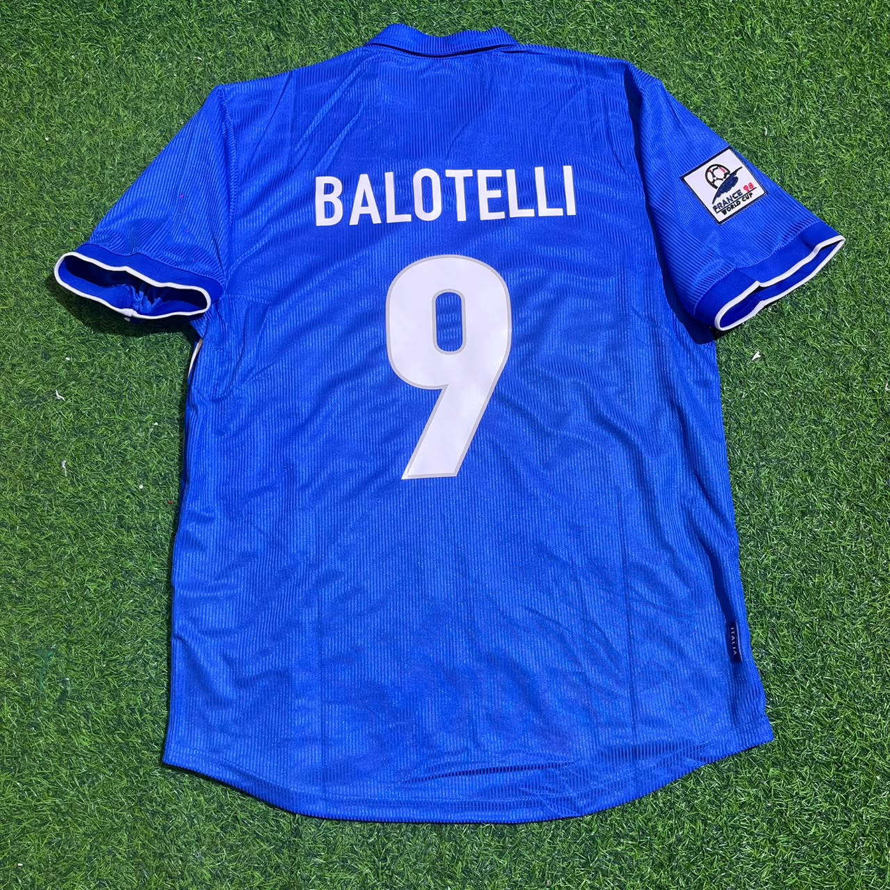 Mario Balotelli Italy Home Blue Retro Football Jersey Kit
