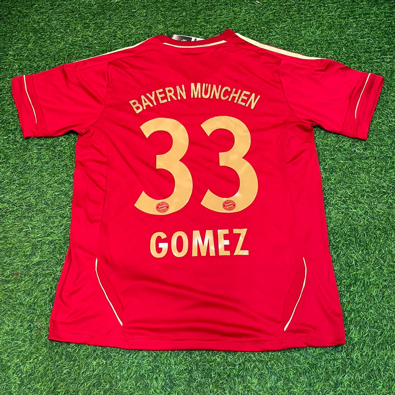 Mario Gómez #33 Bayern Munich 2011-2013 Football Jersey Kit