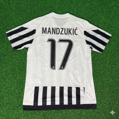 Mario Mandžukić 17-Juventus 2015-2016 Retro Home Football Jersey