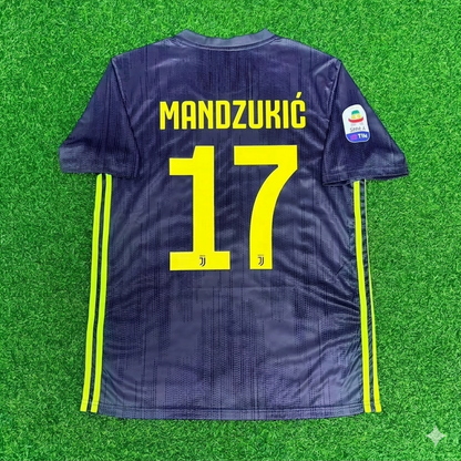 Mario Mandžukić 17# Juventus 2017-2018 Retro Home Football Jersey Kit