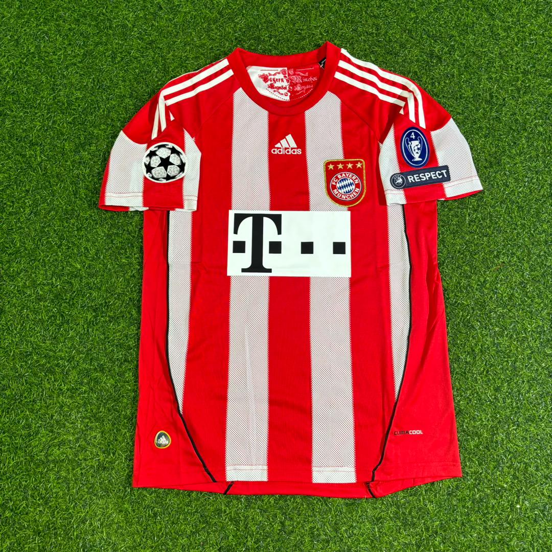 Mark van Bommel Bayern Munich 2010/11 Home Football Jersey