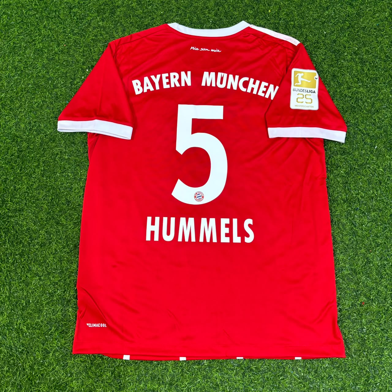 Mats Hummels Bayern Munich 2017-2018 Retro Home Football Jersey