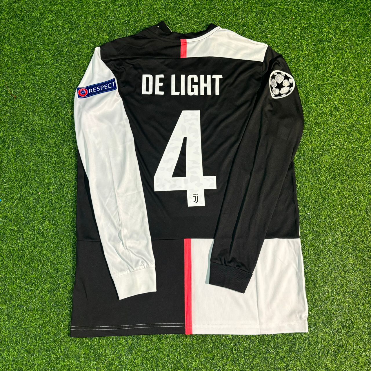 Matthijs de Ligt #4 Juventus 2019 2020 Home Long Sleeve Retro Football Jersey