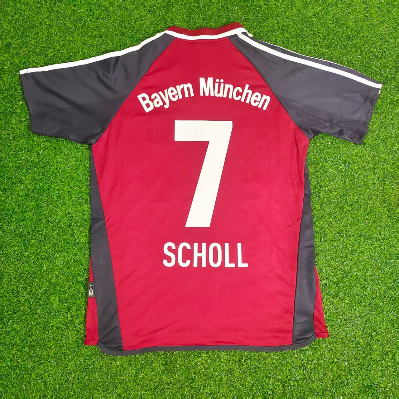 Mehmet Scholl Bayern Munich 2001/2002 Red Retro Football Jersey Kit