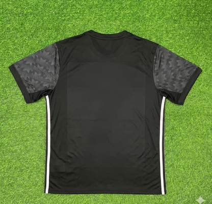Manchester United 2017-2018 Black Retro Football Jersey Kit