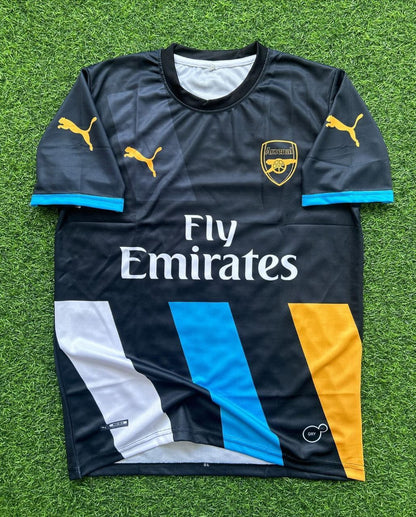 Mesut Ozil Arsenal Retro Football Jersey Kit