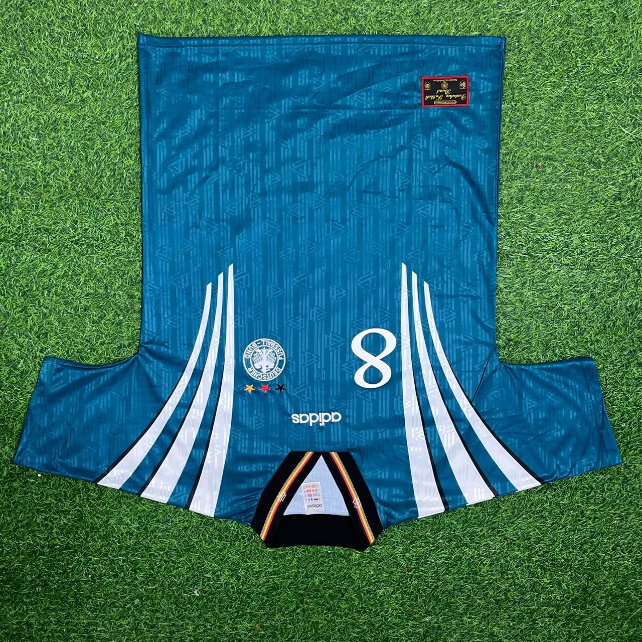 Mesut Özil Germany Deutschland Retro Football Jersey