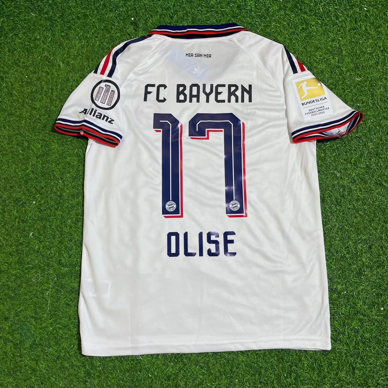 Michael Olise 17 Bayern Munchen 2027 Away