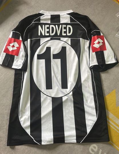 Juventus Retro Black 2001-2002 Season Football Jersey