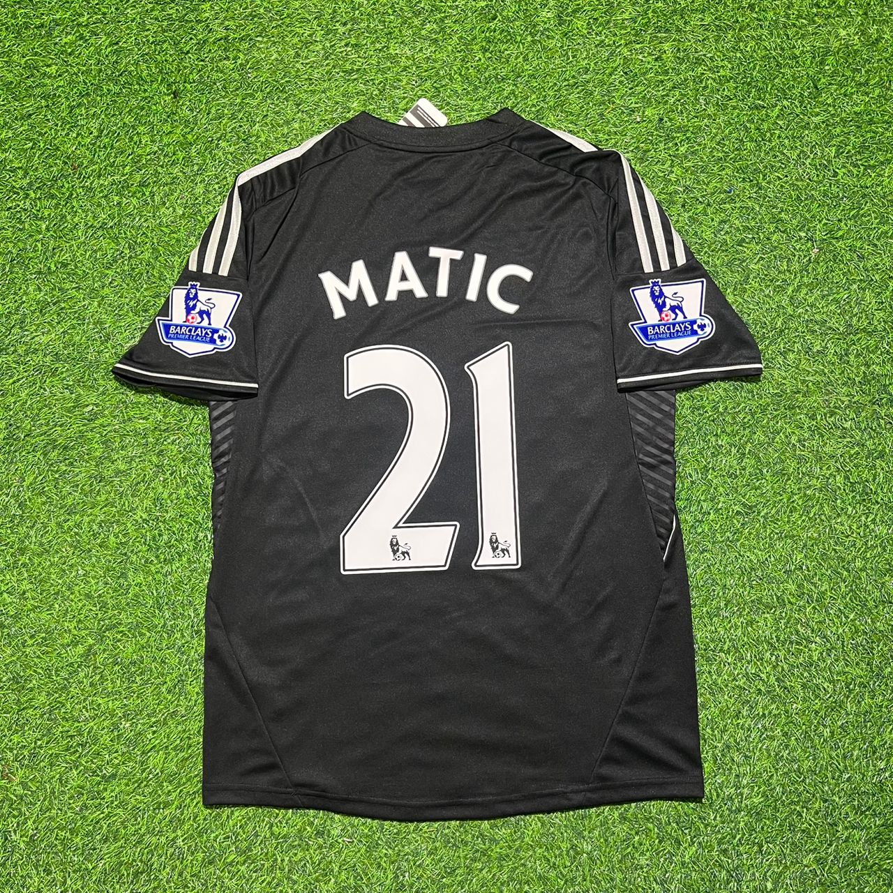 Nemanja Matic Chelsea 2013/14 Black Retro Football Jersey Kit