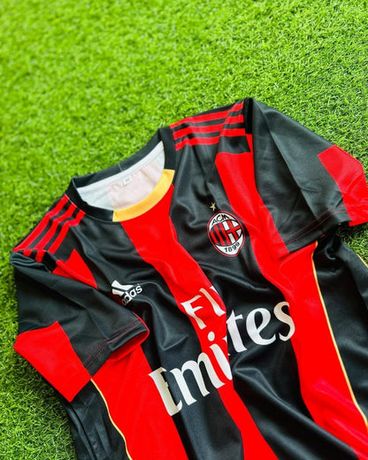 Nesta 2010 - 11 AC Milan Retro Football Jersey Kit