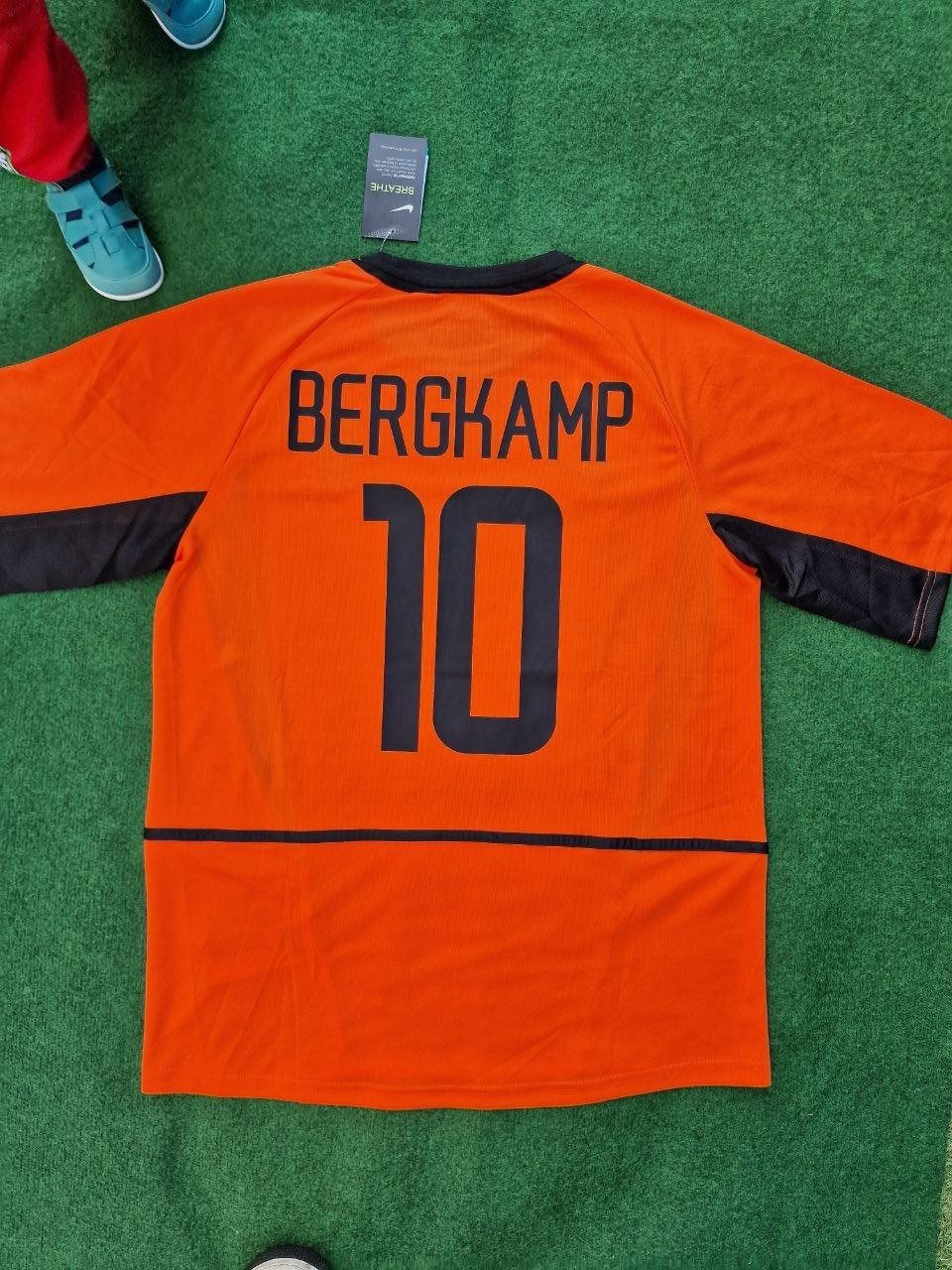 Netherlands 2002 World Cup Dennis Bergkamp Retro Football Jersey detail view