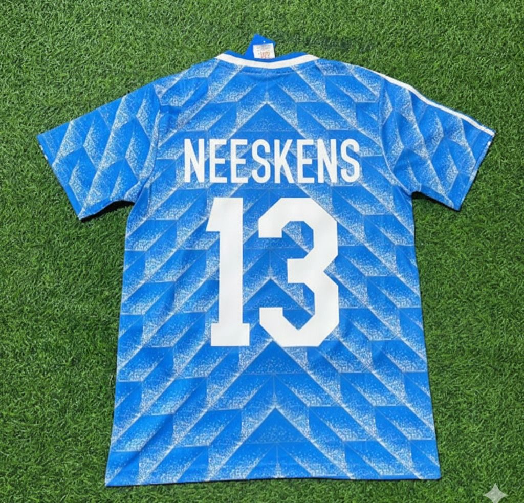 Netherlands Johan Neeskens Retro Football Jersey front view