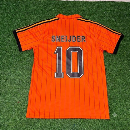 Netherlands Wesley Sneijder Retro Home Football Jersey front view