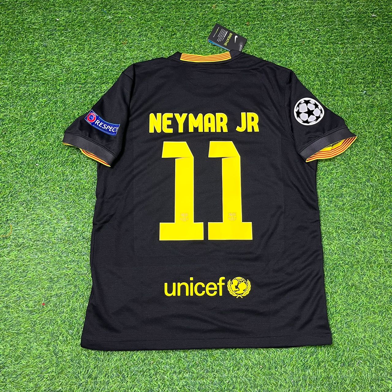 Barcelona Neymar Jr. #11 2013-2014 Black Retro Football Jersey