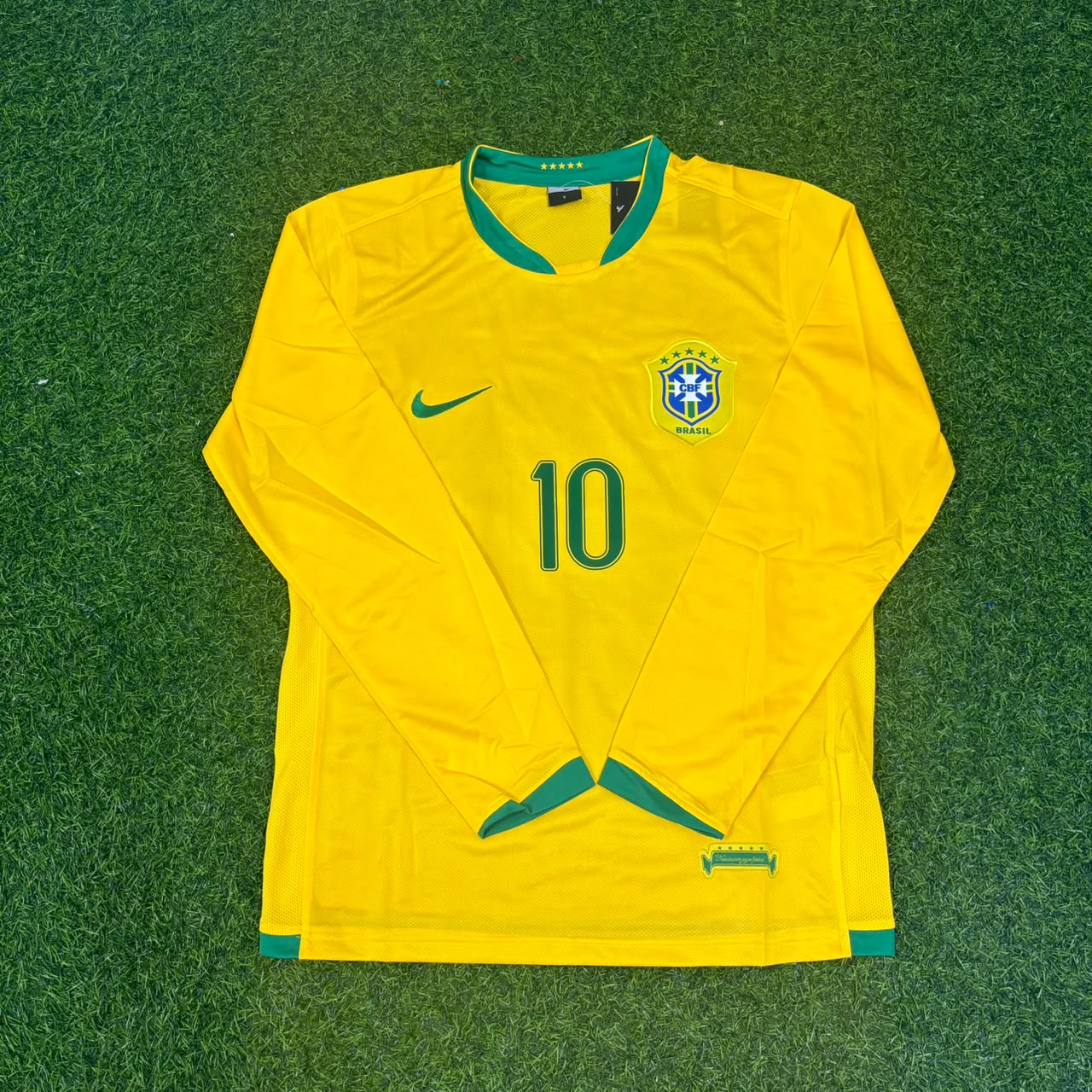 Brazil Neymar Jr. #10 Long Sleeve Retro Football Jersey