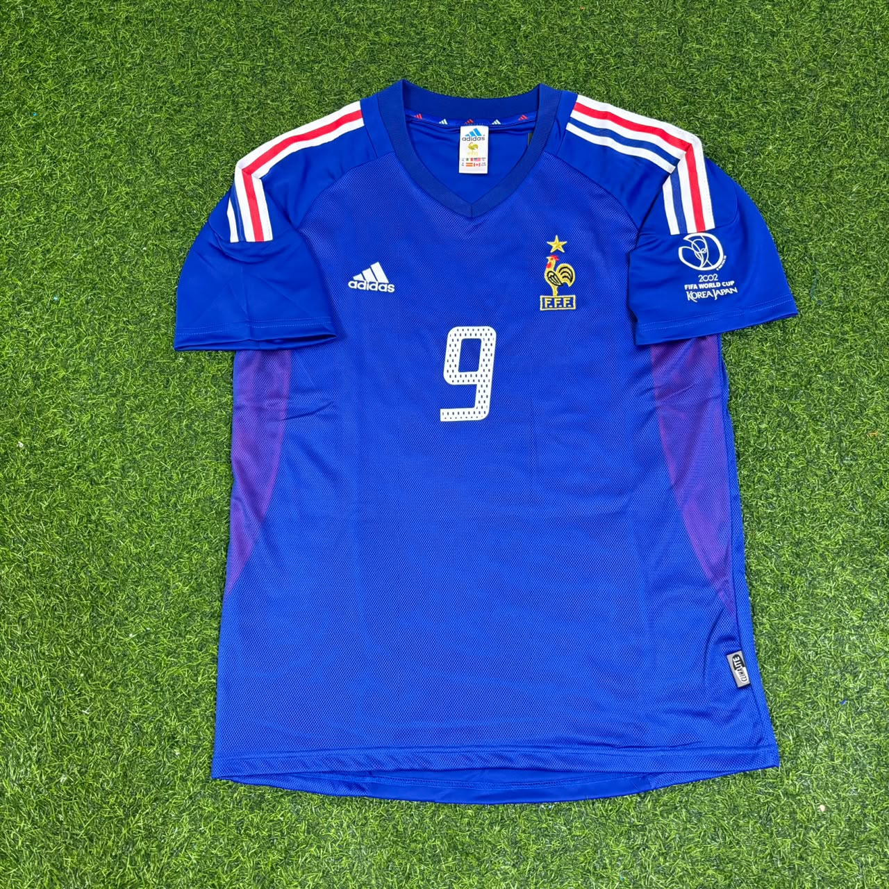 France World Cup 2002 Nicolas Anelka #9 Retro Football Jersey