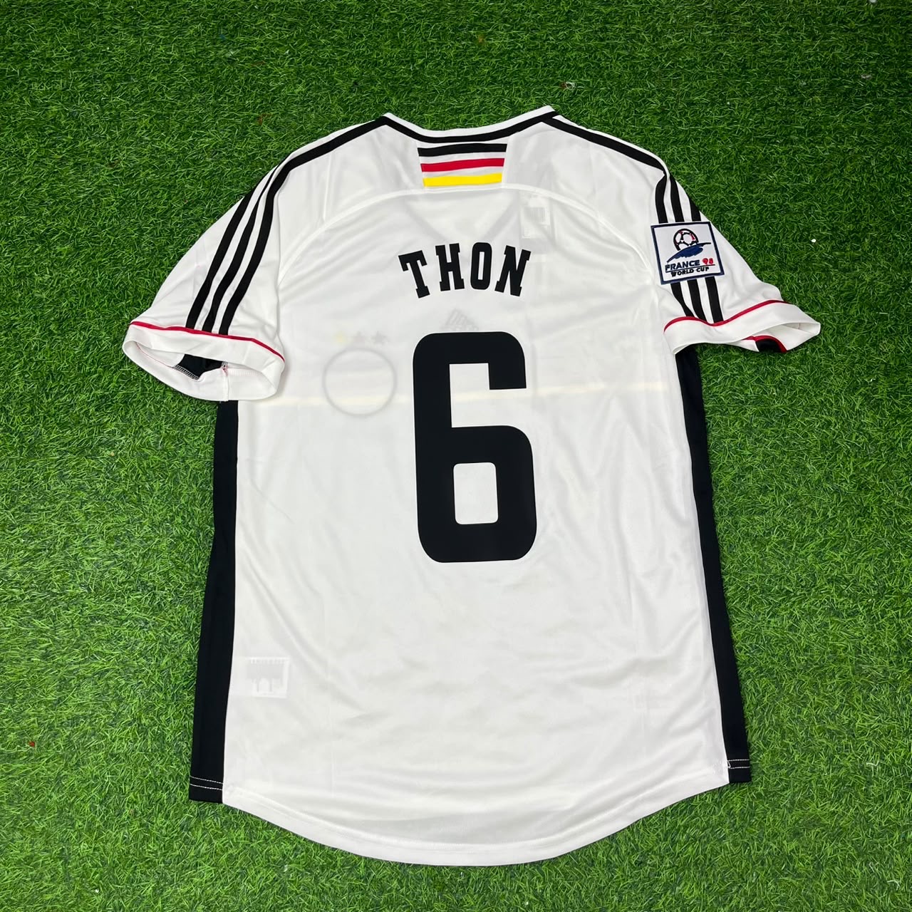 Olaf Thon Deutschland 1998 World Cup Retro Fußballtrikot