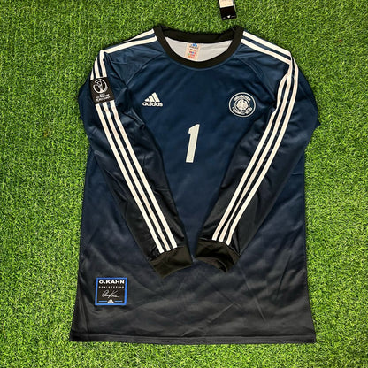 Oliver Kahn - Germany 2002 World Cup Goalkeeper Retro Football Jersey Kit