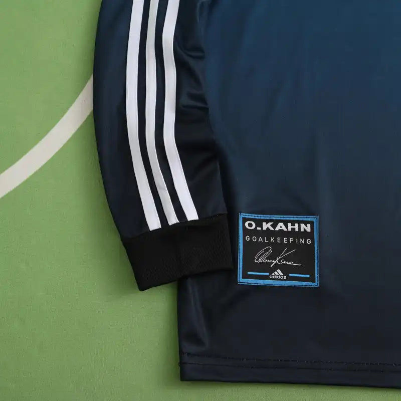 Oliver Kahn - Germany 2002 World Cup Goalkeeper Retro Football Jersey Kit