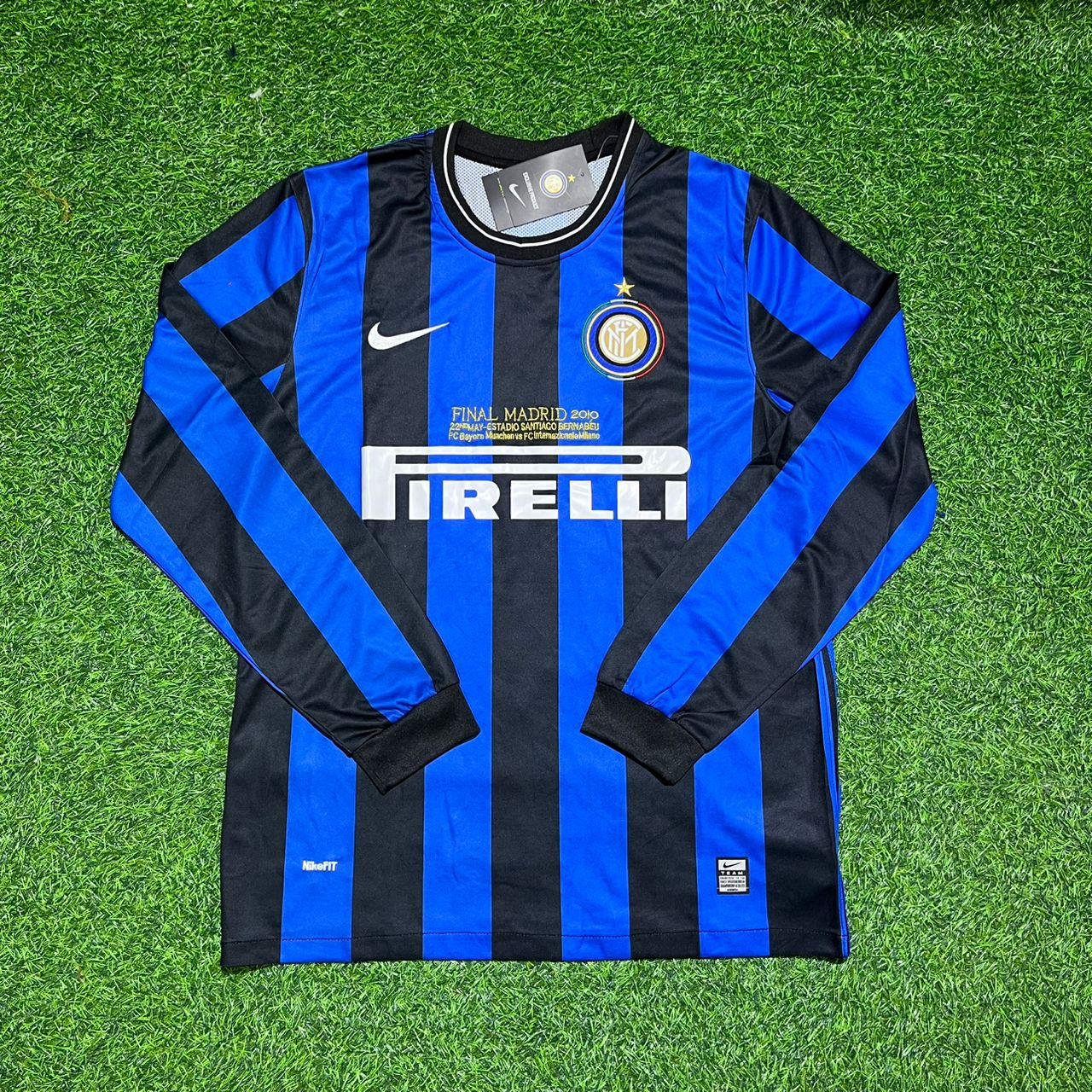 Patrick Vieira- Inter 2010 Champions League Final Football Jersey